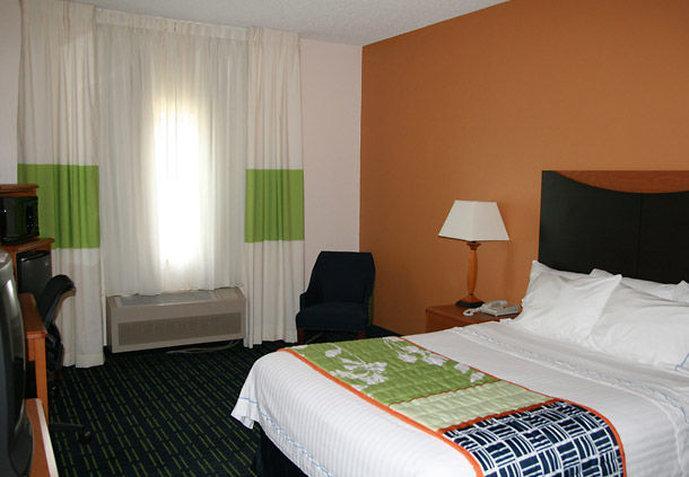 Fairfield Inn & Suites By Marriott נורמן מראה חיצוני תמונה